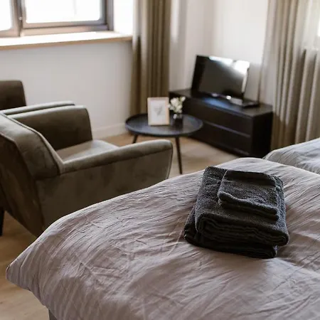 De La Rue Vakantiesuites Апарт-отель 3*