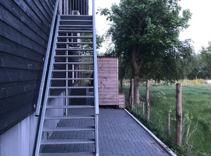 Appart hôtel De La Rue Vakantiesuites 3*